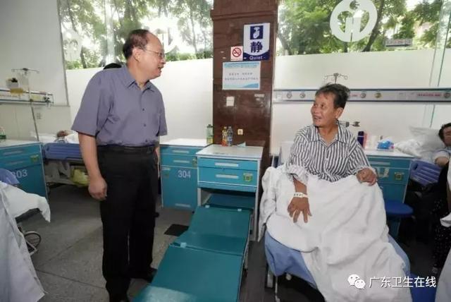 共享轮椅、陪护床上线!广东这家医院作出急诊10大承诺